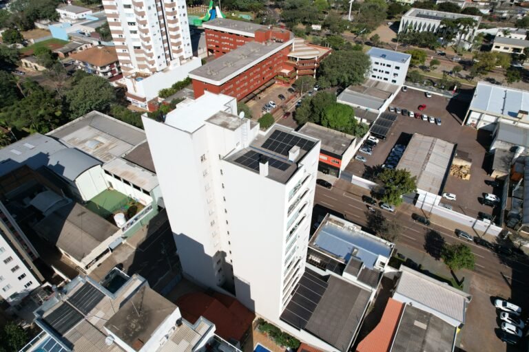 Energia solar residencial em Cascavel — Edifício Villa Real