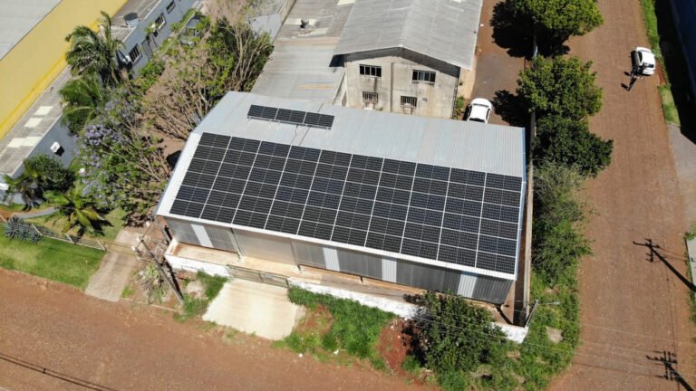 Energia solar industrial em Cascavel — Jet Fil Filtros
