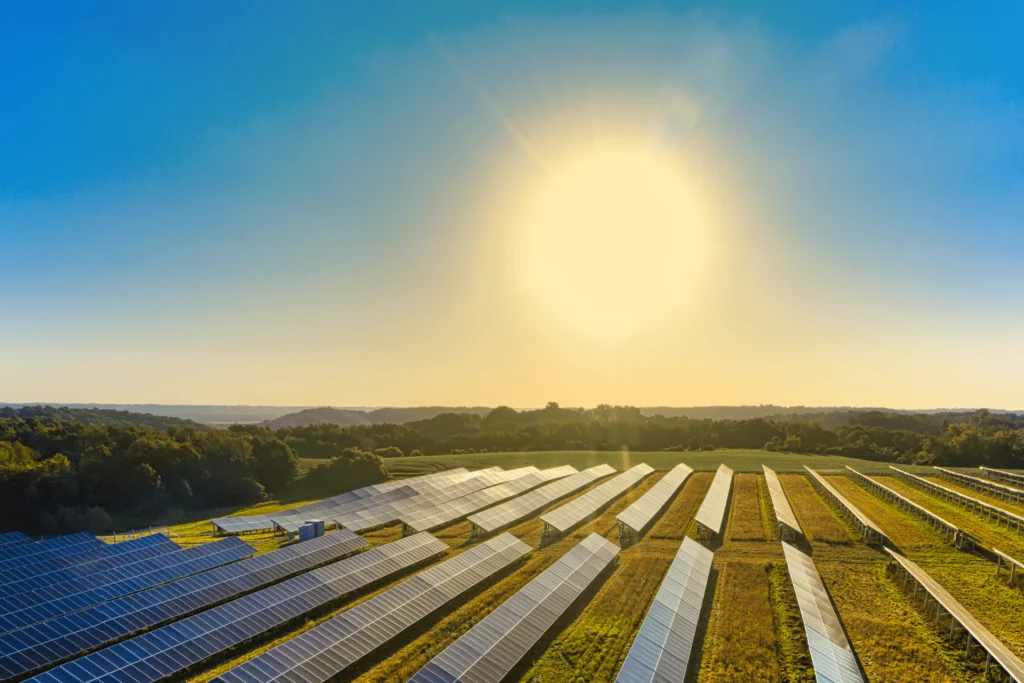 Energia solar empresarial em Cascavel — Energia Solar no Brasil: Uma visão geral do cenário atual e das perspectivas futuras para a energia solar no país