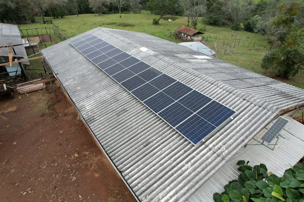 Energia solar rural em Cascavel — Durvalino Bertonsello