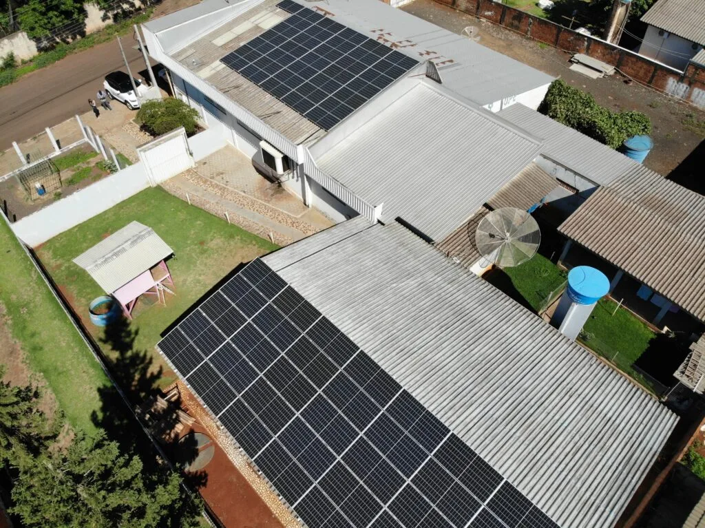 Energia solar empresarial em Cascavel — Mercado Boa Vista