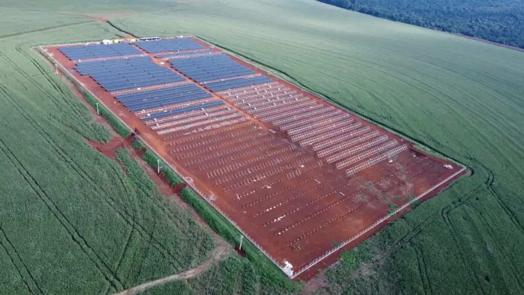 Dalmina, Nazari, Siebauer UFV - A maior usina solar do oeste do parana