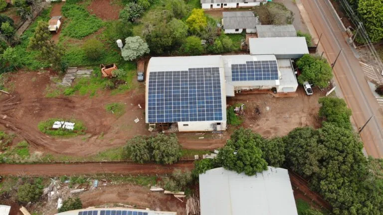 Energia solar empresarial em Cascavel — Manobral