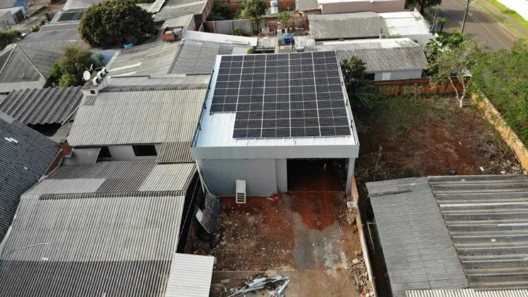 Energia solar empresarial em Cascavel — Mercado Samara