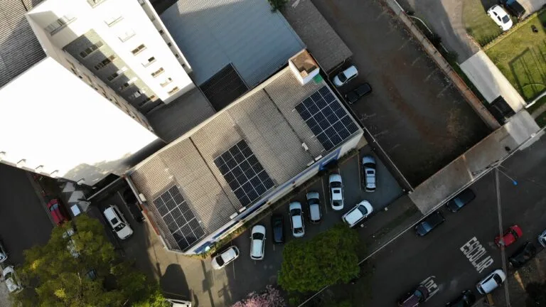 Energia solar empresarial em Cascavel — Vanzo Advogados