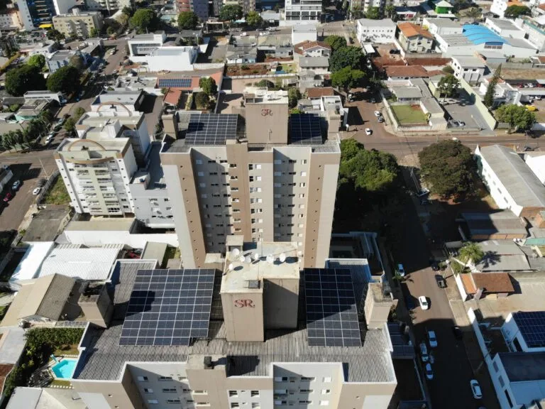 Energia solar residencial em Cascavel — Edifício João Baptista