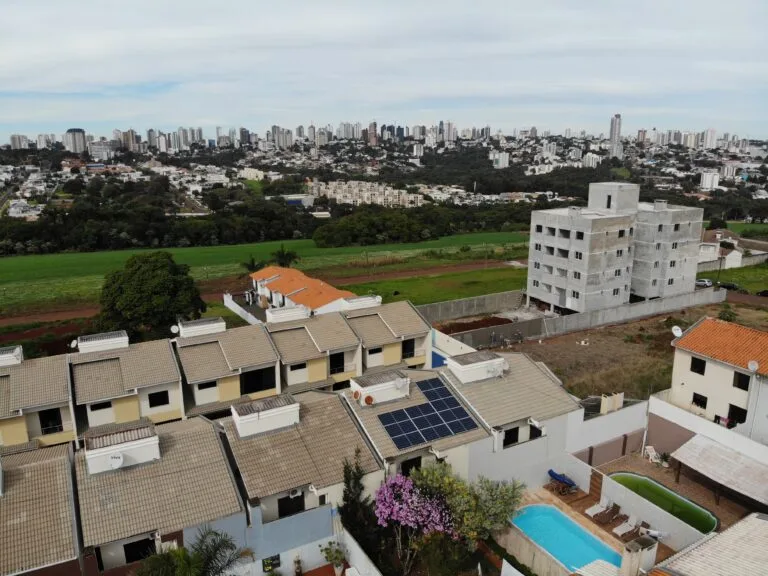 Energia solar residencial em Cascavel — Nadia Wild